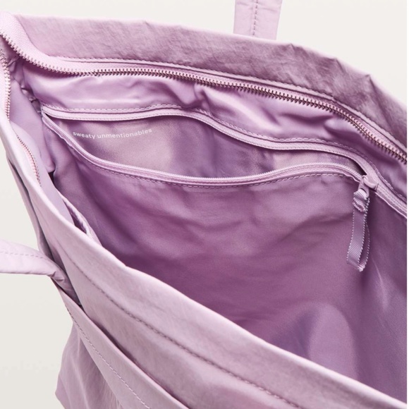 Lululemon On My Level Tote *Large 15L Antoinette - Picture 2 of 7